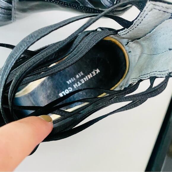 KENNETH COLE Black Two Tone Patent Leather Elastic Strappy Zipper Pumps Heels 8 - Picture 11 of 13